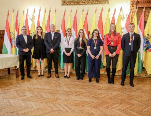 Bajnokainkat köszöntötte Kaposvár – kiváló Adorjános eredmények